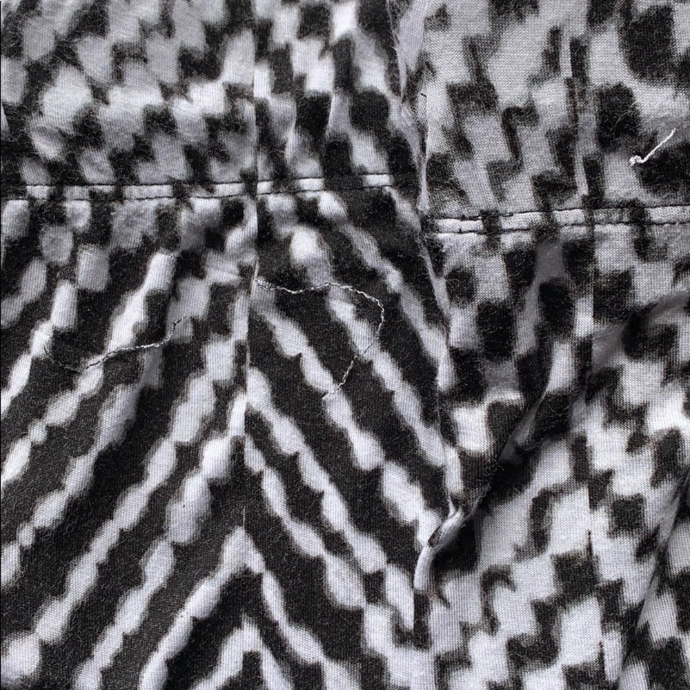 2 Shorts: one BEBOP Sz M & one CYNTHIA ROWLEY Sz S - Picture 8 of 8